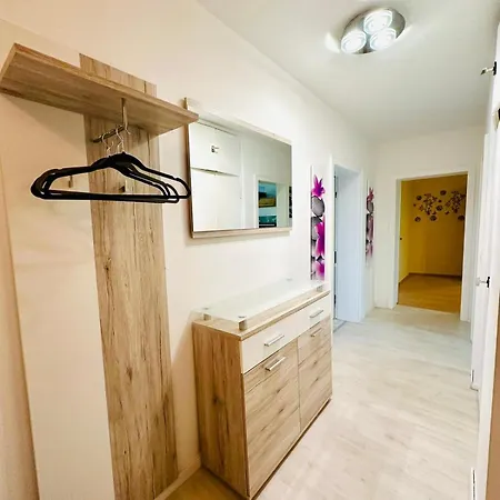 شقة Moderne Im Zentrum Mit Balkon Und Netflix - 90 Qm آخن