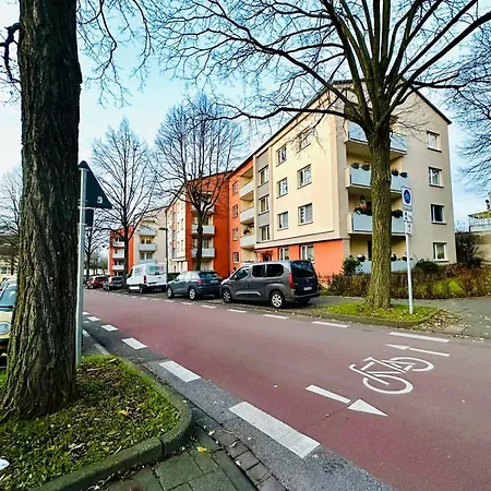 Moderne Im Zentrum Mit Balkon Und Netflix - 90 Qm *