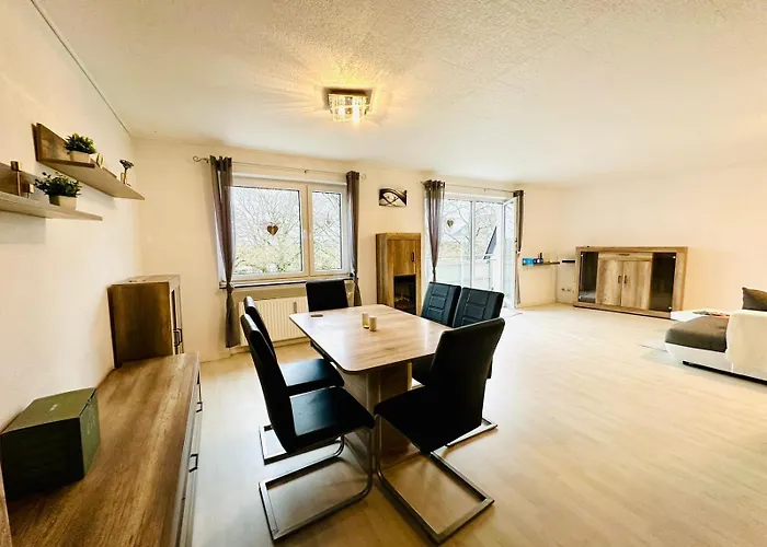 Moderne Im Zentrum Mit Balkon Und Netflix - 90 Qm * Aquisgrano