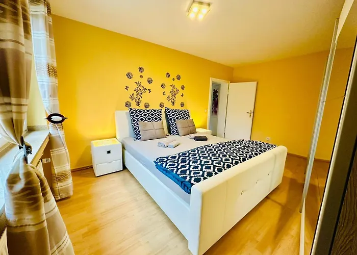 Moderne Im Zentrum Mit Balkon Und Netflix - 90 Qm Apartamento Aquisgrano