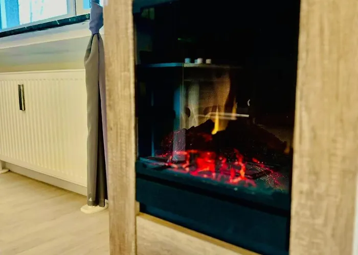 Moderne Im Zentrum Mit Balkon Und Netflix - 90 Qm Aquisgrano