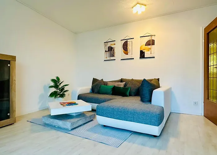 Moderne Im Zentrum Mit Balkon Und Netflix - 90 Qm