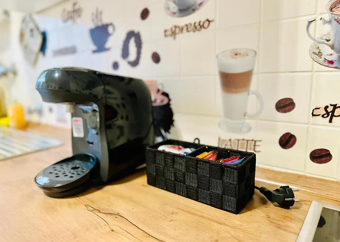 Moderne Im Zentrum Mit Balkon Und Netflix - 90 Qm *